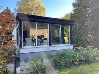 Blick aus dem Garten Wintergarten FH