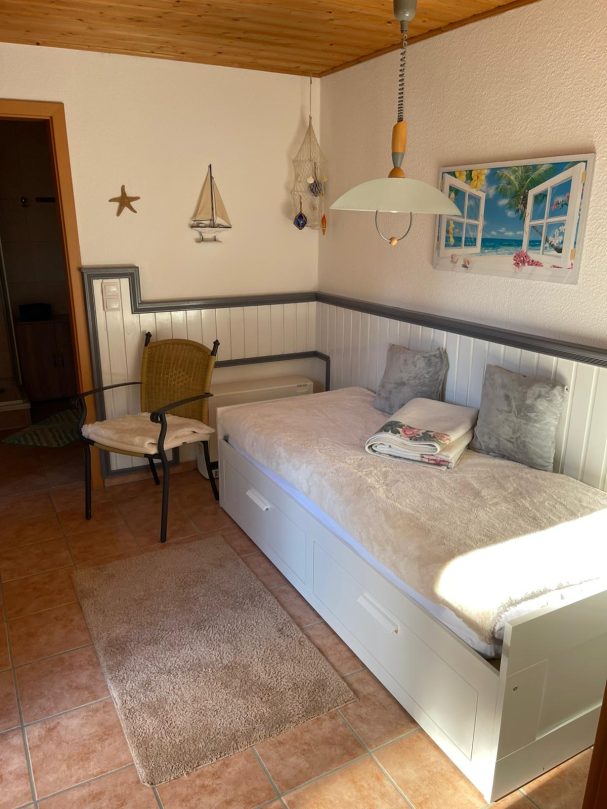 Bett Bungalow ausziehbar